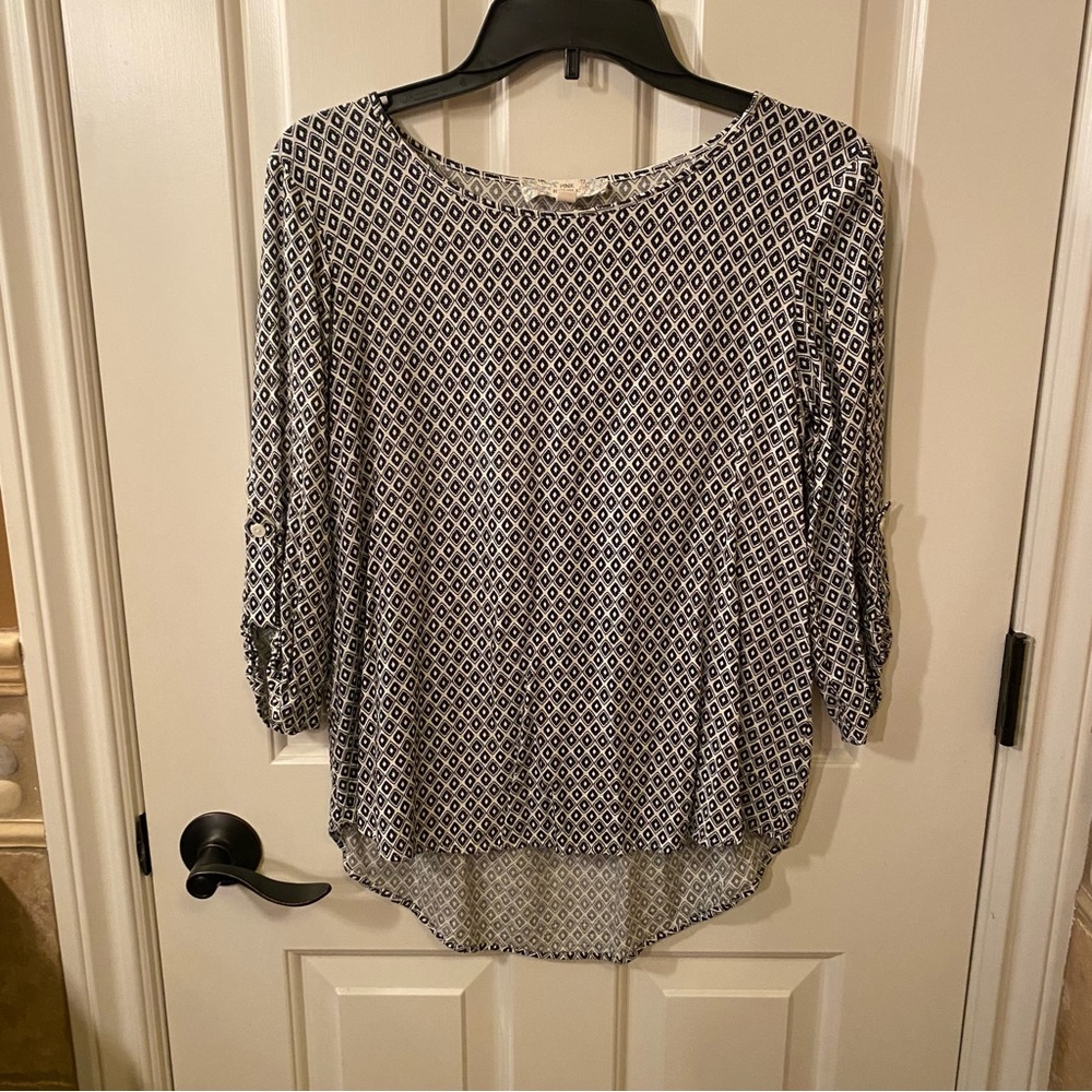 Patterned Blouse - Picture 1 of 5
